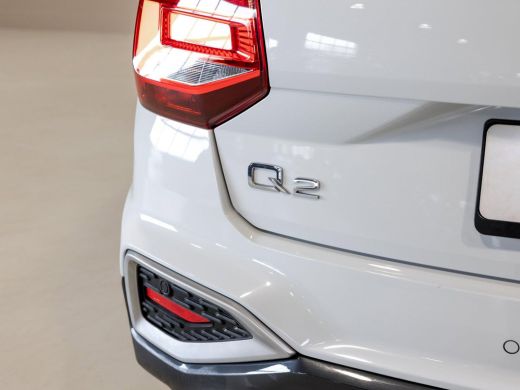 Audi Q2 35 TFSI Advanced edition / 150pk / Stoelverwarming / Adaptieve cruise control / Elektrische achte... ActivLease financial lease