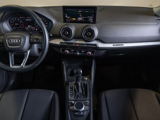 Audi Q2 35 TFSI Advanced edition / 150pk / Stoelverwarming / Adaptieve cruise control / Elektrische achte... ActivLease financial lease