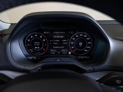 Audi Q2 35 TFSI Advanced edition / 150pk / Stoelverwarming / Adaptieve cruise control / Elektrische achte... ActivLease financial lease