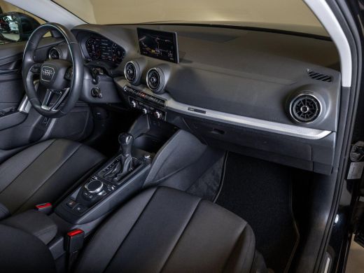 Audi Q2 35 TFSI Advanced edition / 150pk / Stoelverwarming / Adaptieve cruise control / Elektrische achte... ActivLease financial lease