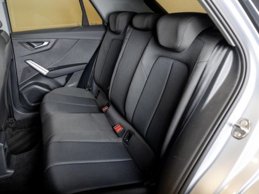 Audi Q2 35 TFSI Advanced edition / 150pk / Stoelverwarming / Adaptieve cruise control / Elektrische achte... ActivLease financial lease
