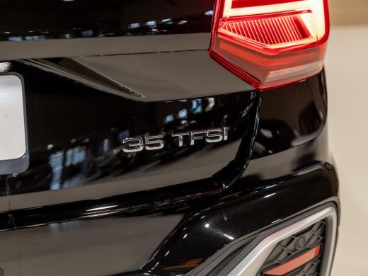Audi Q2 35 TFSI S-Line Edition / 150pk / Leder / Stoelverwarming / Keyless entry / Matrix LED / Adaptieve... ActivLease financial lease