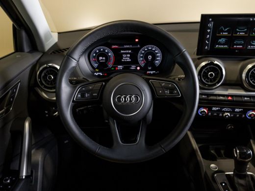 Audi Q2 35 TFSI S-Line Edition / 150pk / Leder / Stoelverwarming / Keyless entry / Matrix LED / Adaptieve... ActivLease financial lease