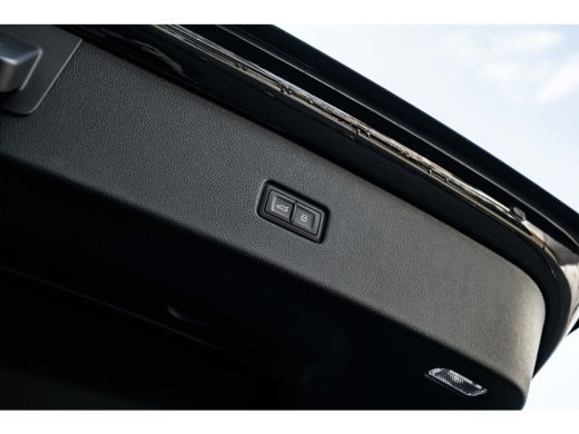 Audi Q8 60 TFSI e quattro Pro Line S Competition 490PK | Trekhaak | 4-wiel besturing | Stoelventilatie + ... ActivLease financial lease