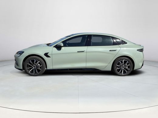 BYD SEAL Business RWD 61.4 kWh | Shadow Green | WLTP 460 KM Actieradius | Direct Leverbaar | ActivLease financial lease