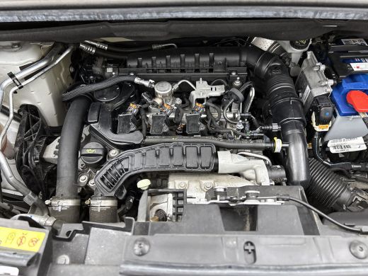 Citroën Berlingo 1.2 Benzine 111PK Euro6 / Distributie is vervangen  /Trekhaak / RVS imperiaal  / Schuifdeur / Air... ActivLease financial lease