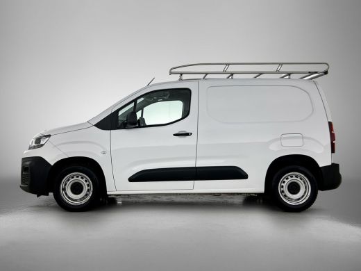 Citroën Berlingo 1.2 Benzine 111PK Euro6 / Distributie is vervangen  /Trekhaak / RVS imperiaal  / Schuifdeur / Air... ActivLease financial lease