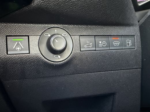 DS DS 7 225pk E-Tense Etoile (Elektrisch Schuifdak - Trekhaak - Elektrische klep - Leder incl verwarming/... ActivLease financial lease
