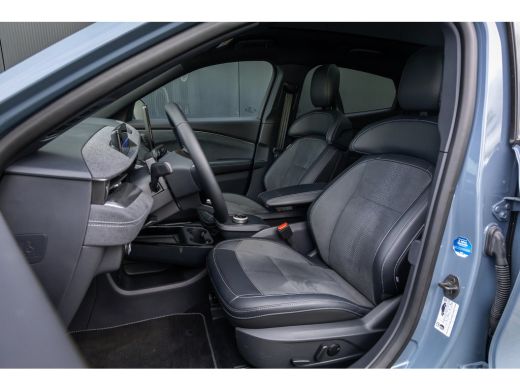 Ford Mustang Mach-E Mach-E GT AWD | Pano-dak | B&O | 360 Camera | Standkachel | MagneRide onderstel | Memory stoel | ... ActivLease financial lease