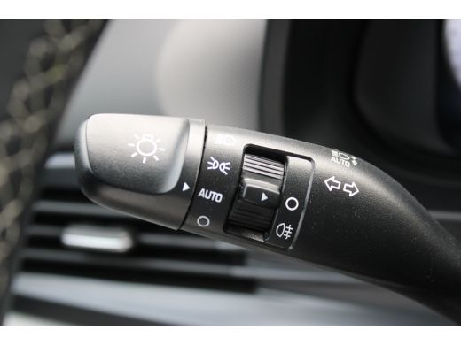Hyundai i20 1.0 T-GDI Comfort Smart | Achteruitrijcamera | DAB ontvanger | Lichtmetalen velgen 16" ActivLease financial lease