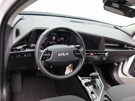 Kia Niro 1.6 GDi PHEV DynamicLine | Stoelverwarming voor | Adaptieve Cruise Control | | Achteruitrijcamera... ActivLease financial lease