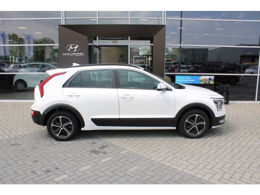 Kia Niro 1.6 GDi PHEV DynamicLine | Stoelverwarming voor | Adaptieve Cruise Control | | Achteruitrijcamera... ActivLease financial lease