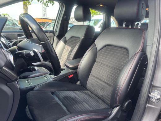 Mercedes-Benz B-Klasse 180 Business Solution AMG AMG-Pakket ActivLease financial lease