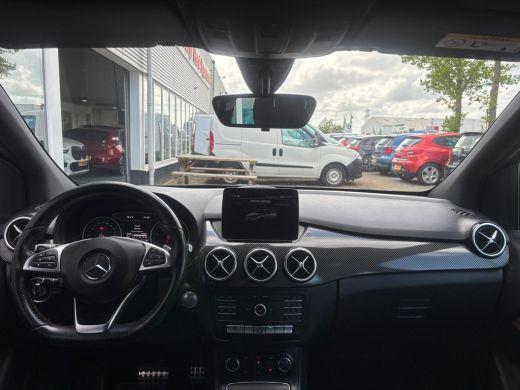 Mercedes-Benz B-Klasse 180 Business Solution AMG AMG-Pakket ActivLease financial lease