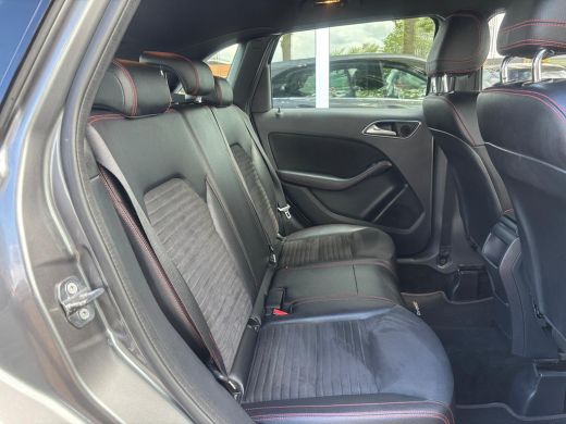 Mercedes-Benz B-Klasse 180 Business Solution AMG AMG-Pakket ActivLease financial lease