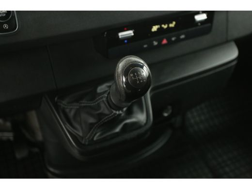 Mercedes-Benz Sprinter 314 2.2 CDI L2H2 | Airco | Camera | Cruise | 3 Zits | Trekhaak | Carplay ActivLease financial lease
