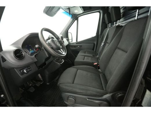Mercedes-Benz Sprinter 314 2.2 CDI L2H2 | Airco | Camera | Cruise | 3 Zits | Trekhaak | Carplay ActivLease financial lease