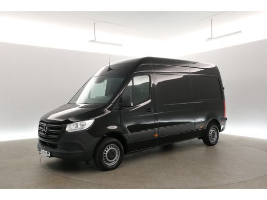 Mercedes-Benz Sprinter 314 2.2 CDI L2H2 | Airco | Camera | Cruise | 3 Zits | Trekhaak | Carplay ActivLease financial lease
