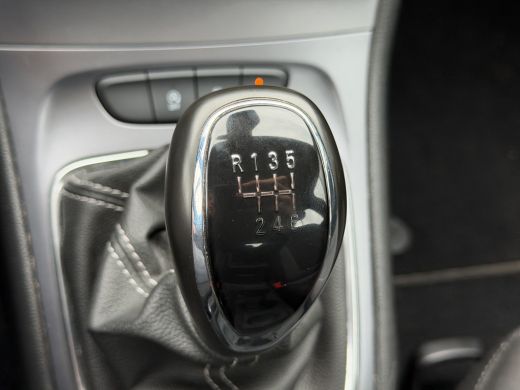 Opel Astra 1.2 Edition Full map navigatie | Full LED | Carplay/android auto | Parkeersensoren | Comfortstoel... ActivLease financial lease