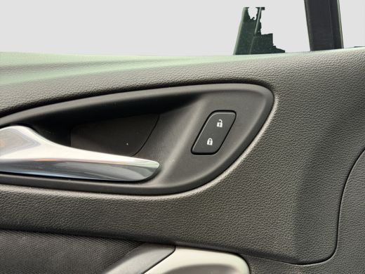 Opel Astra 1.2 Edition Full map navigatie | Full LED | Carplay/android auto | Parkeersensoren | Comfortstoel... ActivLease financial lease