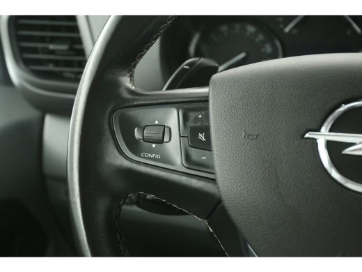 Opel Vivaro 2.0 BlueHDi 145PK L3H1 | Aut. | Airco | Camera | Cruise | Carplay | Trekhaak | 3 Zits | Parkeersens. ActivLease financial lease