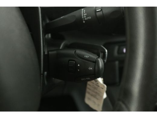 Opel Vivaro CDTI L2H1 | Airco | Cruise | 3 Zits | Trekhaak | Parkeersens. | Kasten ActivLease financial lease
