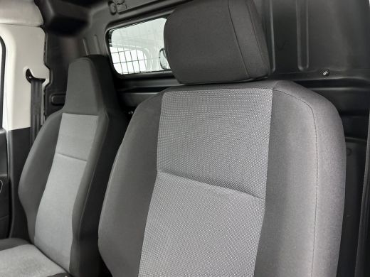Peugeot Partner 1.2 Benzine 111PK Euro6 Premium / Airco / Navigatie / Cruise-ctr. / Schuifdeur + Raam / Radio mul... ActivLease financial lease