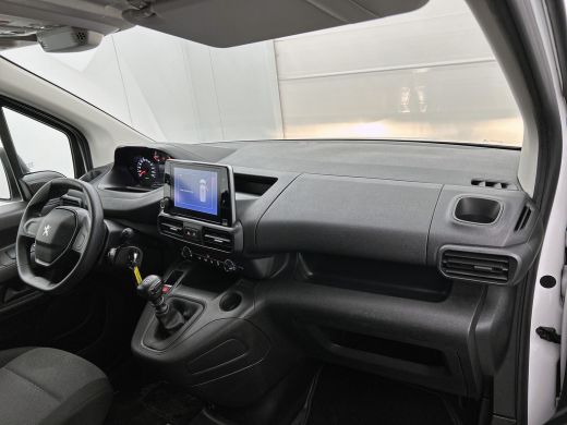 Peugeot Partner 1.2 Benzine 111PK Euro6 Premium / Airco / Navigatie / Cruise-ctr. / Schuifdeur + Raam / Radio mul... ActivLease financial lease