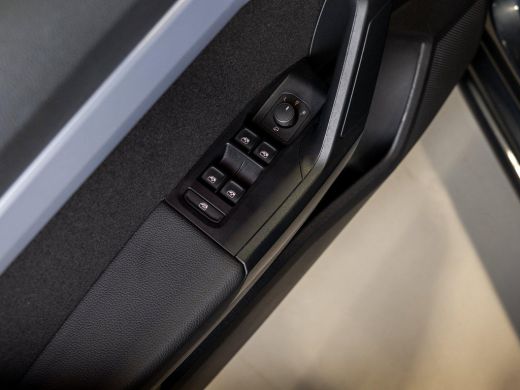 Seat Ibiza 1.0 EcoTSI FR Business Connect / 115pk / Achteruitrijcamera / Apple Carplay / Airco / Stoelverwar... ActivLease financial lease