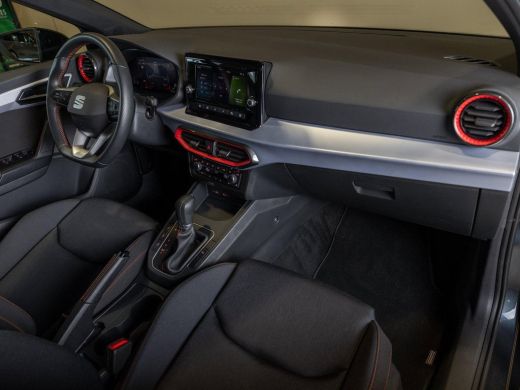 Seat Ibiza 1.0 EcoTSI FR Business Connect / 115pk / Achteruitrijcamera / Apple Carplay / Airco / Stoelverwar... ActivLease financial lease