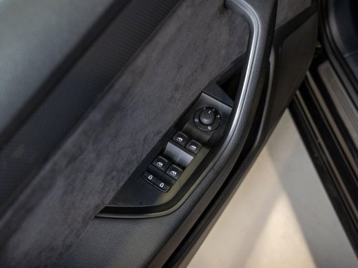 Skoda Superb Combi 1.5 TSI ACT Sportline Business / 150pk / Stoelverwarming / Elektrische stoelverstelling met... ActivLease financial lease