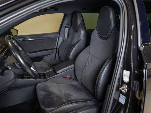 Skoda Superb Combi 1.5 TSI ACT Sportline Business / 150pk / Stoelverwarming / Elektrische stoelverstelling met... ActivLease financial lease