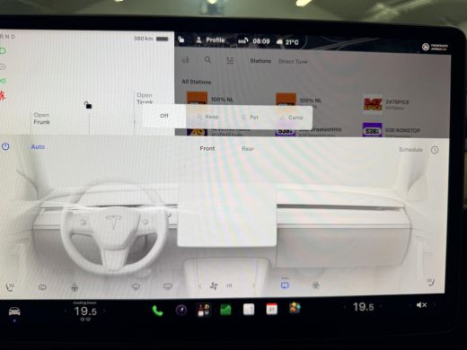 Tesla Model Y RWD 58 kWh SoH 94,5% / Trekhaak / Panoramadak / Warmtepomp / Memory / Stoelverwarming en Ventilat... ActivLease financial lease