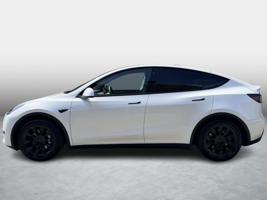 Tesla Model Y RWD 58 kWh SoH 94,5% / Trekhaak / Panoramadak / Warmtepomp / Memory / Stoelverwarming en Ventilat... ActivLease financial lease