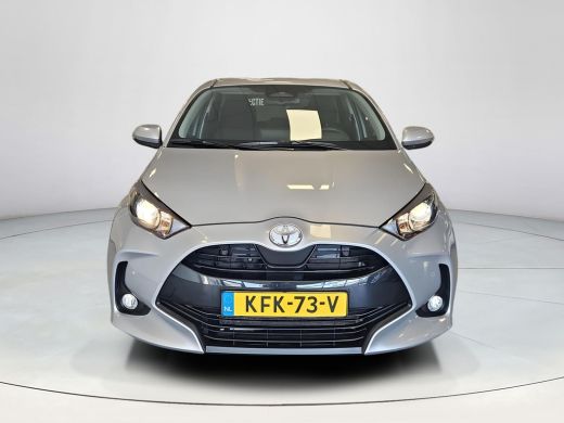 Toyota Yaris 1.5 Hybrid 115 Active stoelverwarming / stuurverwarming/ apple carplay / android auto ActivLease financial lease