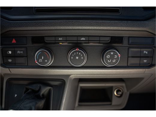Volkswagen Crafter 2.0 TDI L3H3 | Automaat | 177 PK | Highline | LED | Camera | Carplay | PDC | Trekhaak ActivLease financial lease