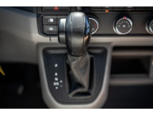 Volkswagen Crafter 2.0 TDI L3H3 | Automaat | 177 PK | Highline | LED | Camera | Carplay | PDC | Trekhaak ActivLease financial lease
