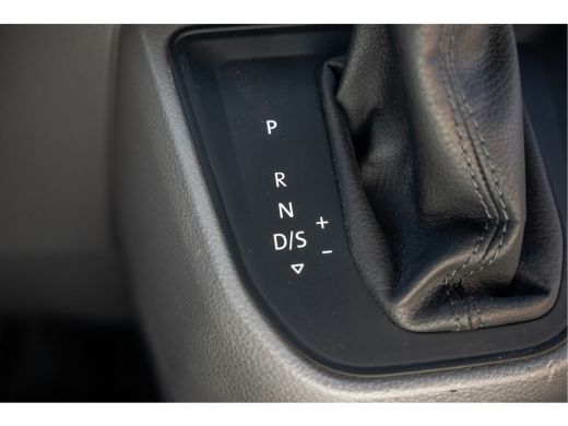 Volkswagen Crafter 2.0 TDI L3H3 | Automaat | 177 PK | Highline | LED | Camera | Carplay | PDC | Trekhaak ActivLease financial lease