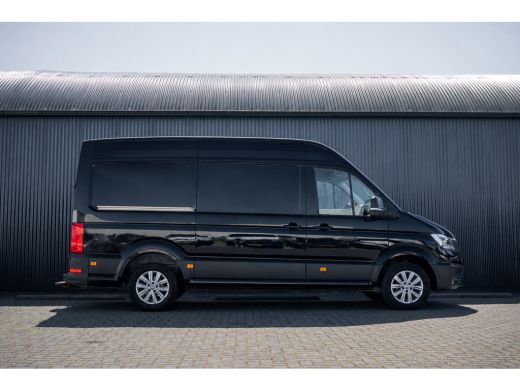 Volkswagen Crafter 2.0 TDI L3H3 | Automaat | 177 PK | Highline | LED | Camera | Carplay | PDC | Trekhaak ActivLease financial lease