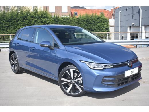 Volkswagen Golf Life Edition eHybrid | 'App-Connect' draadloze smartphone integratie | Achterbank in ongelijke de... ActivLease financial lease