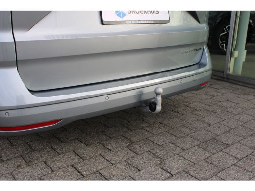 Volkswagen Multivan Bulli L2 eHybrid 245PK DGS Automaat 4MOTION 245 pk | Panoramadak | 19" Velgen | Vis &agrave; Vis | Trekh... ActivLease financial lease