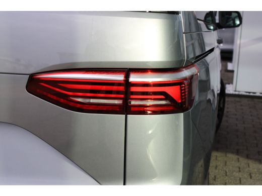 Volkswagen Multivan Bulli L2 eHybrid 245PK DGS Automaat 4MOTION 245 pk | Panoramadak | 19" Velgen | Vis &agrave; Vis | Trekh... ActivLease financial lease