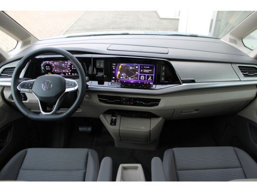 Volkswagen Multivan Bulli L2 eHybrid 245PK DGS Automaat 4MOTION 245 pk | Panoramadak | 19" Velgen | Vis &agrave; Vis | Trekh... ActivLease financial lease