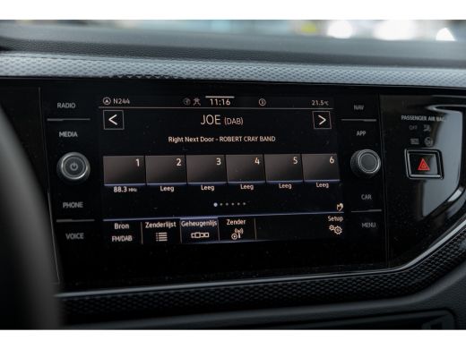 Volkswagen Polo Life Edition | 'App-Connect' smartphone integratie | Achteruitrijcamera (Rear View) | Buitenspieg... ActivLease financial lease