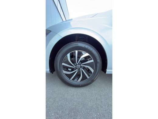 Volkswagen Polo Life Edition Inclusief &euro;2000,- inruilvoordeel | 'App-Connect' smartphone integratie | Achteruitri... ActivLease financial lease