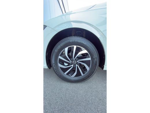 Volkswagen Polo Life Edition Inclusief &euro;2000,- inruilvoordeel | 'App-Connect' smartphone integratie | Buitenspieg... ActivLease financial lease