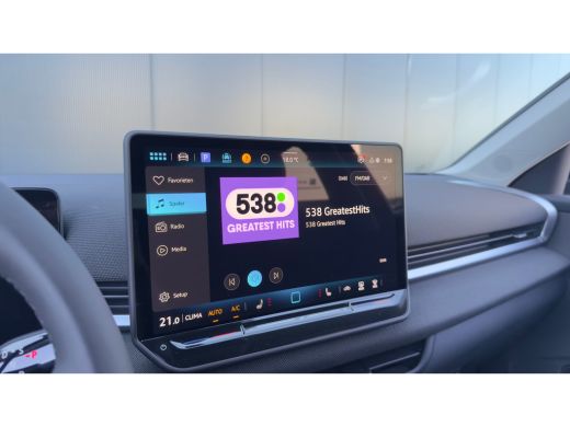 Volkswagen T-Roc Life First Edition Inclusief &euro;2000,- inruilvoordeel | 'App-Connect' draadloze smartphone integrat... ActivLease financial lease