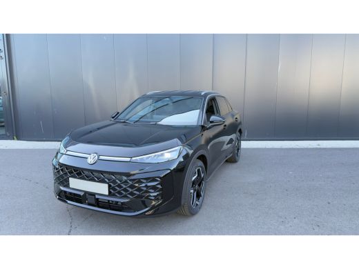 Volkswagen T-Roc R-Line First Edition Inclusief &euro;2000,- inruilvoordeel | 'App-Connect' draadloze smartphone integr... ActivLease financial lease