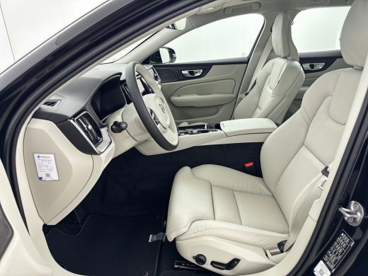Volvo  V60 T6 Recharge Ultra Bright | 18" | Harman Kardon | Panoramadak | Head-Up | Full LED | 360 Camera | ... ActivLease financial lease