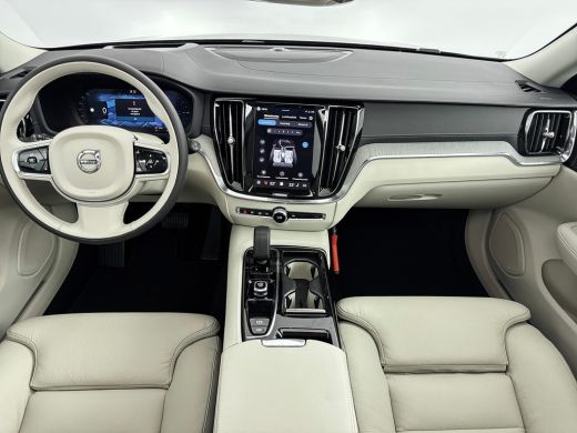 Volvo  V60 T6 Recharge Ultra Bright | 18" | Harman Kardon | Panoramadak | Head-Up | Full LED | 360 Camera | ... ActivLease financial lease
